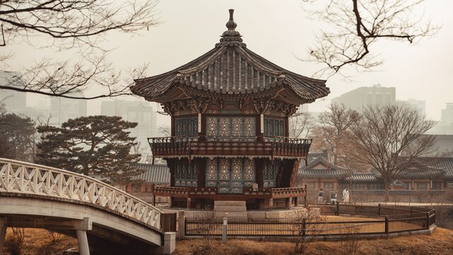 seoul international school district skyline
