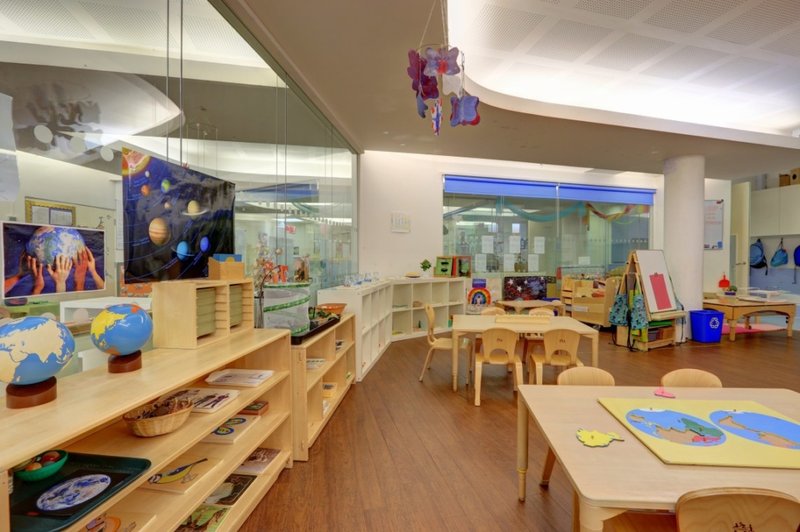 Les Petites Etoiles Bilingual Montessori - Paddington